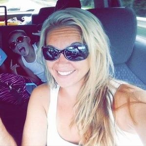 Meet your Posher, Kori